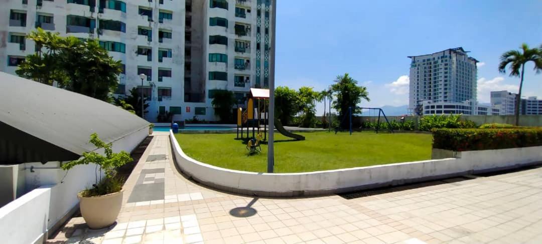 Likas Square - Kk Apartment Suite Kota Kinabalu Exterior foto